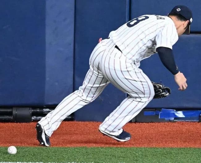 やっぱり侍ジャパンの弱点は守備だったな