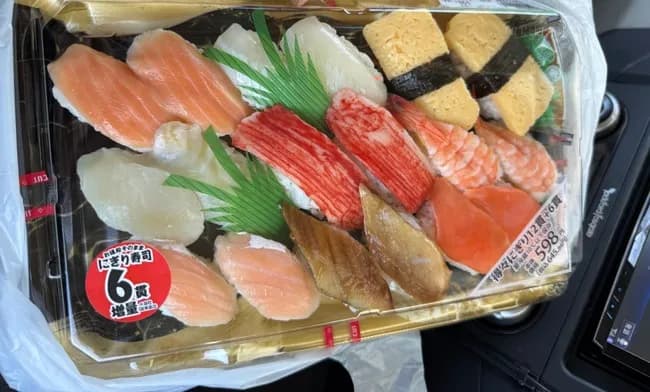 【画像】ミニストップさん、お弁当で本気出しすぎてセブンイレブンをワンパンしてしまうｗｗｗｗ