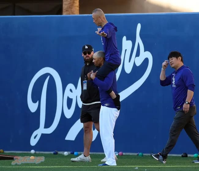 【悲報】ベッツ、山本由伸に影響されて矢田先生に師事するｗｗｗｗｗ