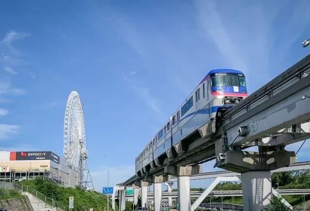 モノレールが通る街に住みたいよな