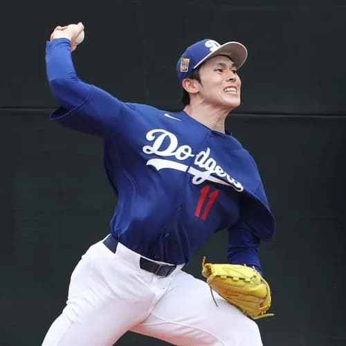 佐々木朗希、抜け球連発で修正できず　満塁アーチ被弾＆3四球　開幕ローテ暗雲　初回1死も奪えず途中降板…OP戦2戦で7失点