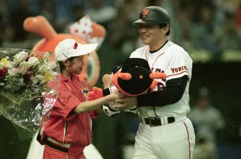 落合博満「500安打1000安打2000安打全部ホームランで達成しました」←この方