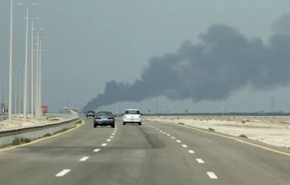 【悲報】イラン、UAEの次はカタールとサウジアラビアを徹底的に攻撃し始める・・・・・・・