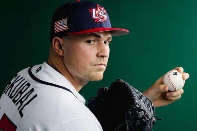 スクーバル「イギリス戦で55球投げたら帰ります」→ファン激怒