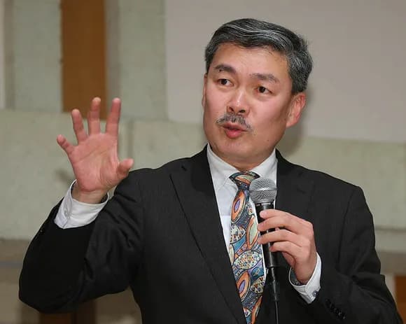 【悲報】サナエトークンで話題の京大・藤井聡さん、お前らの想像の5倍ヤバい・・・・・・・