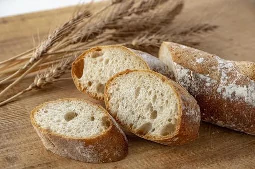 【疑問】なんで日本って固いパンあんま売ってないん？ｗｗｗｗｗｗｗｗｗｗｗｗｗｗｗｗ