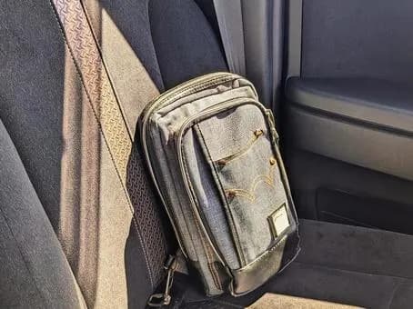 【悲報】男が持つべきバッグ，決まらないｗｗｗｗｗｗｗｗｗｗｗｗｗｗｗｗ