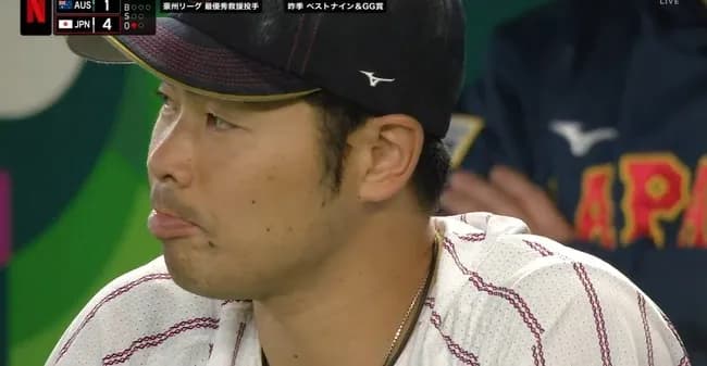 【悲報】代打を送られた直後の近藤