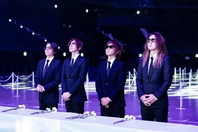 【写真】真矢さんの献花式に集結したLUNA SEAのメンバーがカッコよすぎると話題