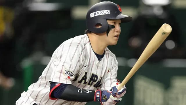 カープ小園、WBCチェコ戦でスタメン起用か？井端監督が控え選手の出場を示唆