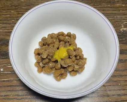 【朗報】納豆にからし入れるやん？ｗｗｗｗｗｗｗｗｗｗｗｗｗｗｗｗ