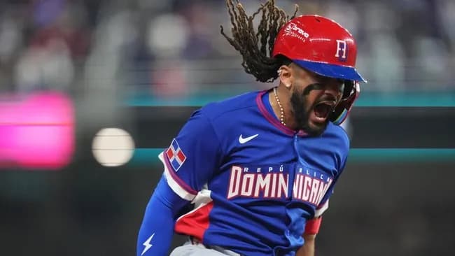 【朗報】ドミニカのタティスJr.さん、もう流石にカッコよすぎておかしいｗｗｗｗｗｗｗｗ