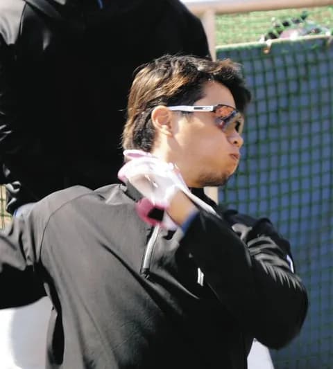 【日本ハム】西川遥輝の本塁打は『リプレイ検証』で取り消し…ファウルの判定に、入ればOP戦第2号だったが