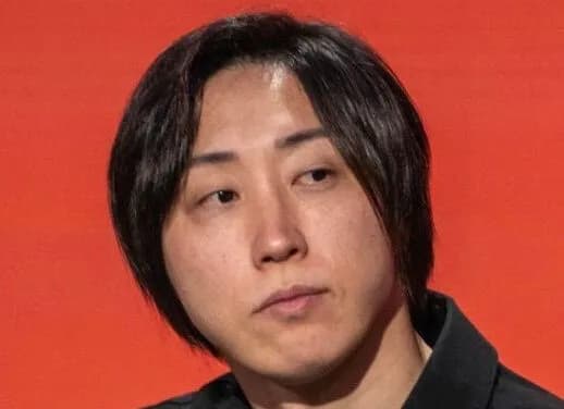 サナエコインの発行者、目がバチバチになってしまう