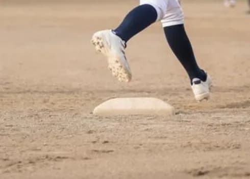 スタメン取れなくてもベンチに入りやすいから「守備」「足」を持ってる選手は強いよな