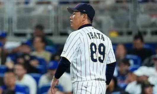 米メディア、井端采配に苦言「ヤマモロの後に球速の遅い隅田を投入するという、疑問の残る采配」