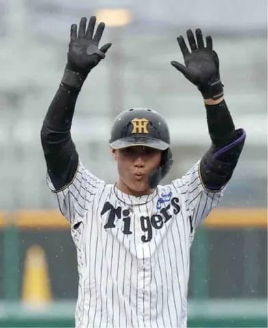 阪神・西純　2試合連続マルチ＆野手転向後初打点「初回に1人で2回アウトになって、ちょっとやばいと…」