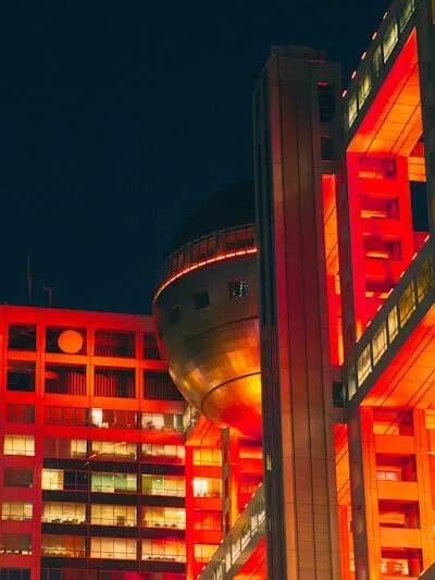 【悲報】フジテレビ「助けて！アナウンサーが大量退職してるの！どうして？！」