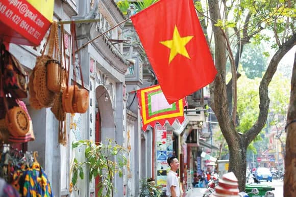 【衝撃】ベトナム政府「日本には豊富な石油備蓄があるのでベトナム国民は安心してほしい」