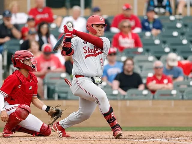 佐々木麟太郎 19試合 打率.254 5本 9打点 17四球 15三振 出塁率.414 長打率.552 OPS.966