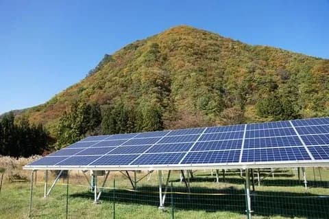 【朗報】日本政府、ようやく気付く「メガソーラー押しやめるわ…自然のためなのに森林伐採してるのおかしいよね…」