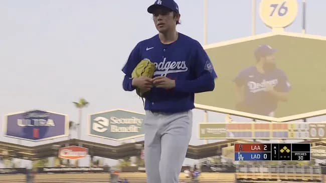 ドジャース佐々木朗希、初回1死も奪えず4失点で降板　押し出し2度含む4四死球