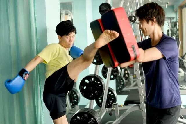 キックボクシングと空手どっち習うかで迷ってる