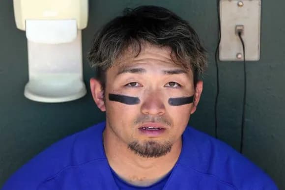 【悲報】右膝後十字靱帯損傷の鈴木誠也、負傷者リスト入りｗｗｗｗｗｗｗｗｗｗｗｗｗｗｗ