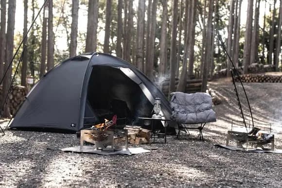 【大悲報】ソロキャンプに来てるんだが、土砂降りｗｗｗｗｗｗ