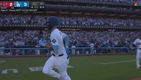 ドジャース・パヘズ、逆転3ランで山本に勝ち投手の権利wwwwwwwwwwww