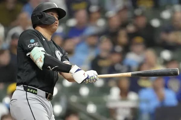 村上宗隆、メジャー初安打が初アーチもチームが20三振で大敗