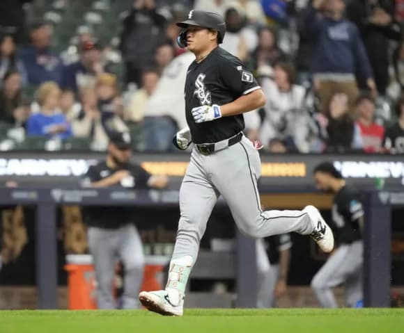 【悲報】村上宗隆、メジャー初安打が初アーチもチームが20三振で退廃ｗｗｗｗｗｗｗｗ