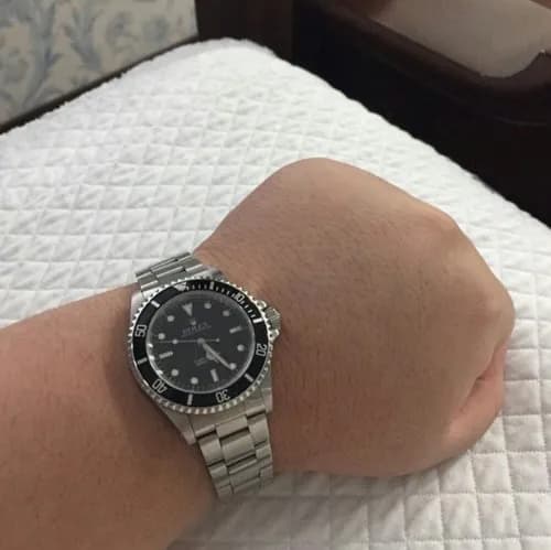 【画像】いい歳して安い腕時計してるやつ、ガチでヤバすぎるｗｗｗｗｗｗｗｗｗｗ