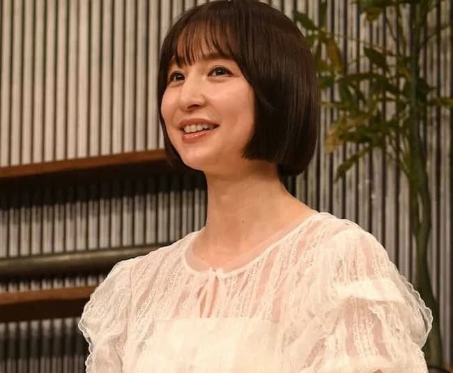 篠田麻里子　再婚を発表「共に穏やかに歩んでいけたら」　19年に交際0日婚も23年に離婚