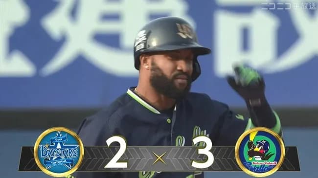 【DeNA対ヤクルト3回戦】ヤクルト、8回表無死満塁からサンタナが走者一掃逆転タイムリーツーベース！！！！！！！！！！！！！！