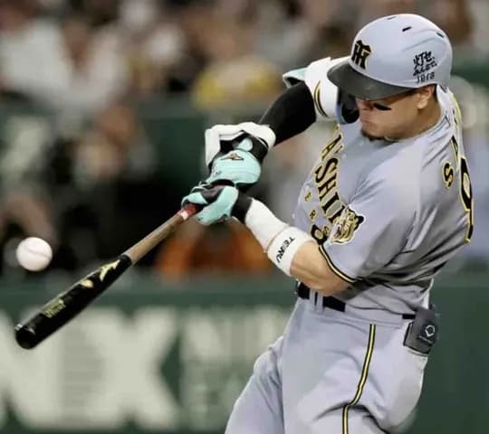 阪神・佐藤輝、今季初打点となる適時打　八回に貴重な追加点となる２点目　今季初のマルチもマーク