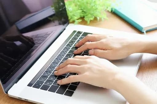 【悲報】パソコンの電源「何箇所か正確に挿してようやく電源ONにできます」←これｗｗｗｗｗｗｗｗｗｗｗｗｗｗｗｗ