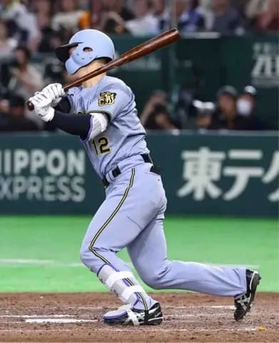 【阪神】さすがの主将・坂本誠志郎「やるか、やられるか」気迫あふれる同点打、計３打点に激走も