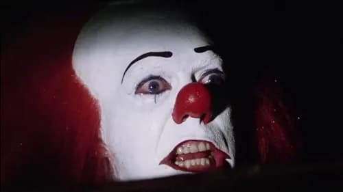 【画像】イオンで殺人ピエロ（2m・120kg・筋骨隆々）3人から72時間逃げ切ったら20億円ｗｗｗｗｗｗｗｗｗｗ