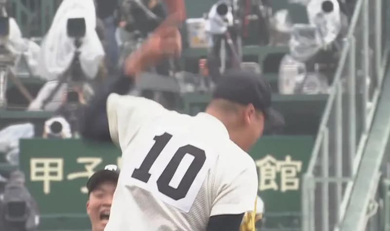 大阪桐蔭・川本晴大(192cm左腕) ←所属しそうな球団