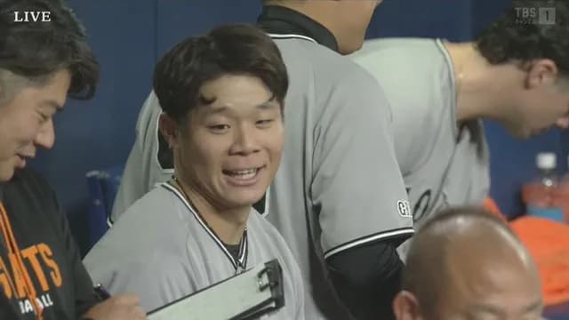 佐々木俊輔・松本剛論争、中山のスタメン落ちで決着へ・・・