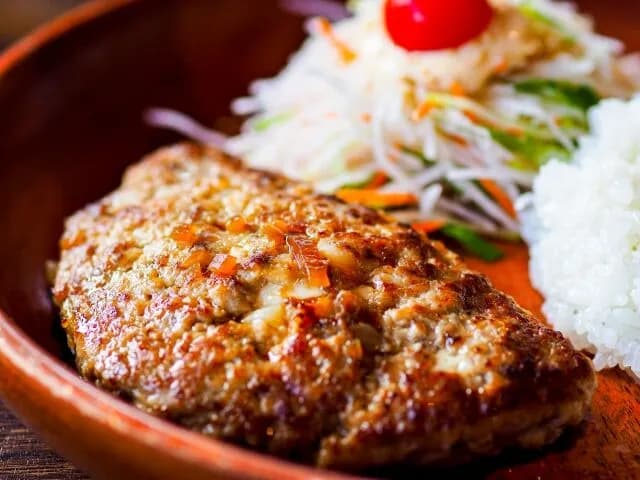 びっくりドンキーのおひとり様って難易度高い？