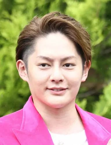 【悲報】青汁王子さん、てんちむとの結婚を発表しキス写真まで公開してしまうｗｗｗｗｗｗｗｗｗｗ