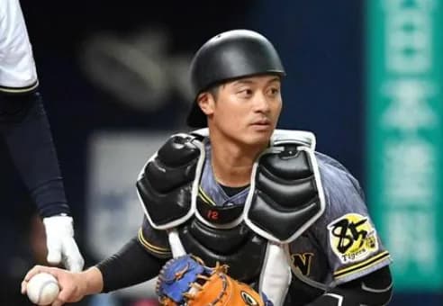 坂本、伏見、その他を『３：２：１』くらいで使ってほしい