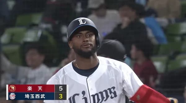 【西武】外崎修汰が満塁で反撃打！球審交代後にカナリオ2点タイムリー！