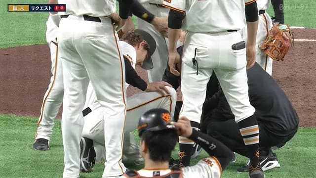 【悲報】 巨人・ハワード、早くも故障　怪我する要素どこやねん…