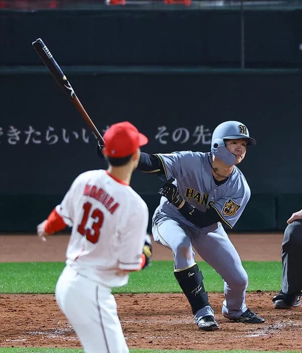 【悲報】広島・新井貴浩監督「(9回の守備)もうちょっと状況を考えてやってほしい」　内野3人を本職ではないところに配置しながら