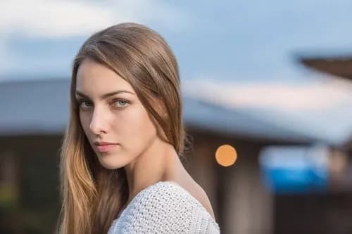 【悲報】女さん「フランスの女友達と至近距離で話しても口臭が一切ない。日本の女はなんで臭いの？」ｗｗｗｗｗｗｗｗｗｗ