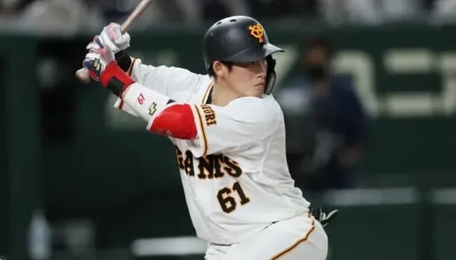 【巨人】増田陸が同点弾も走塁で評価落とす？ 一瞬の判断にファンから厳しい視線