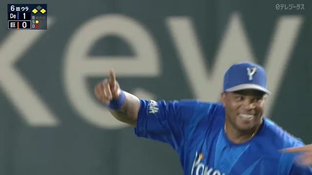 ビシエド(37)、ダイビングキャッチ！ ゲッツーでニッコニコｗｗｗｗ